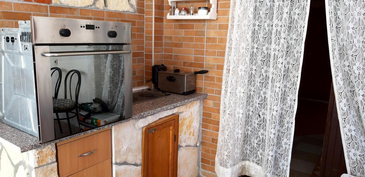 Apartment "Mislav" Gornji Karin Ngoại thất bức ảnh